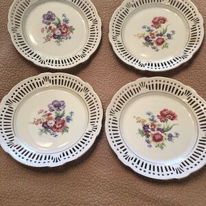 Porcelain Vintage Schwarzenhammer Germany Set Of 4 Floral Dessert Plated